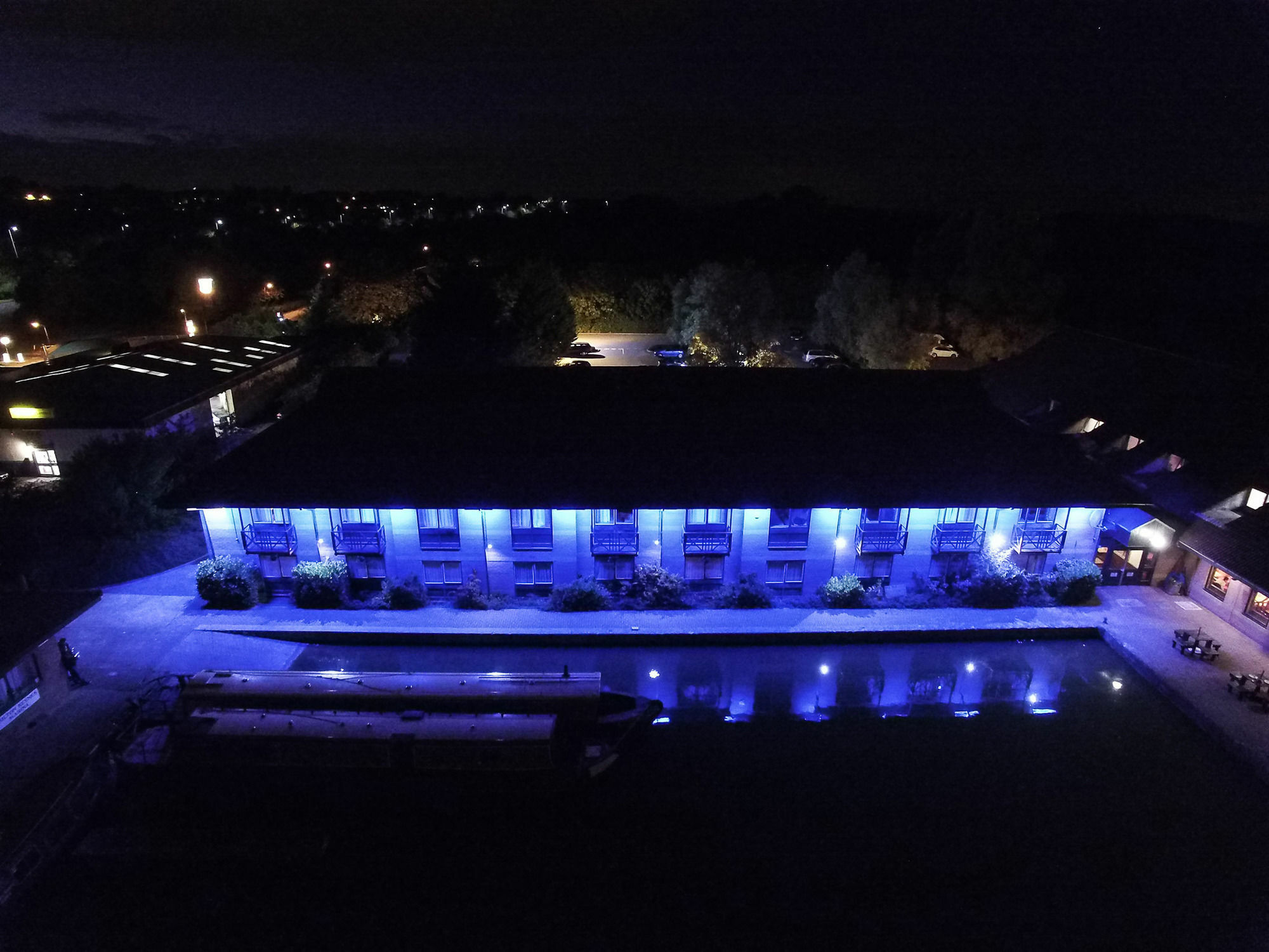 Peartree Lodge Waterside Milton Keynes Exterior photo